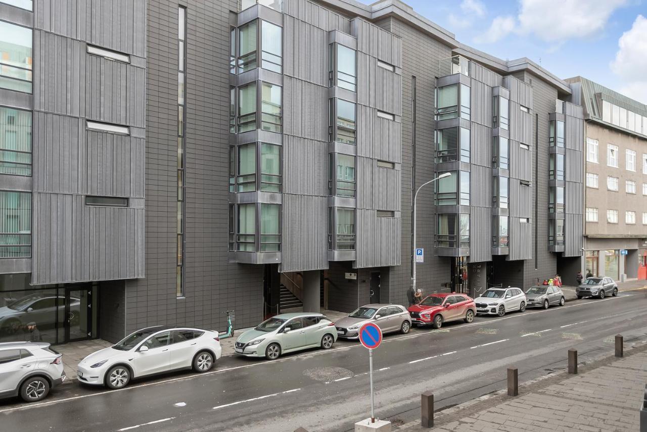 Cozy And Modern Apartment - Best Location In Reykjavík Exterior foto